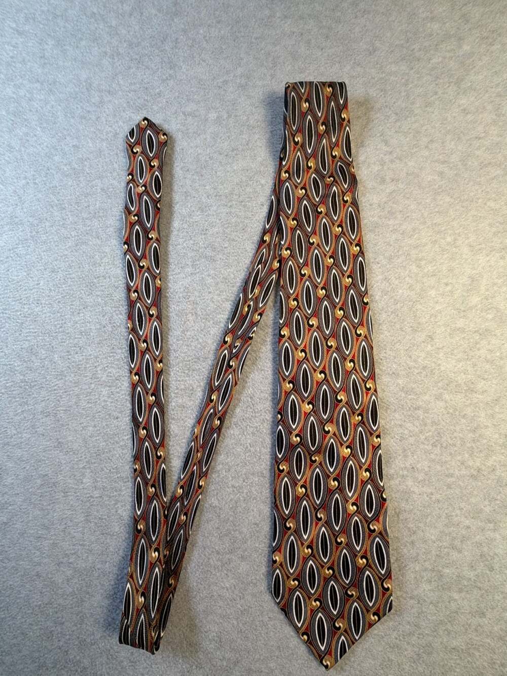 Amalfi Vintage Hand Made in Italy 100% Silk Geometric Pattern Neck Tie